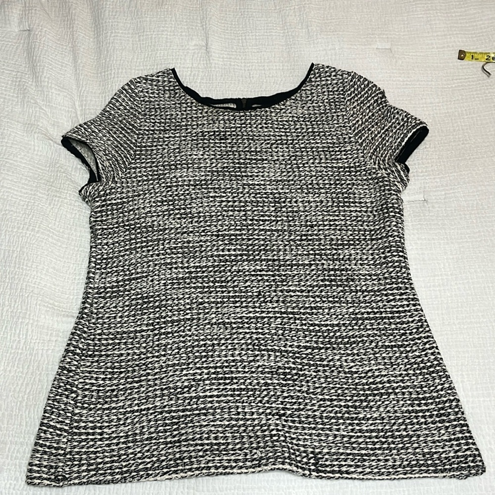 Loft women’s cotton/poly blend top MP